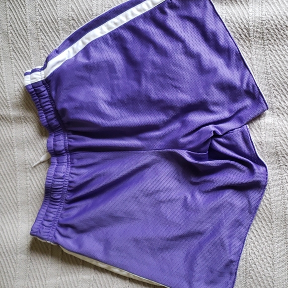 Nike shorts, small, pruple and white - Picture 2 of 4